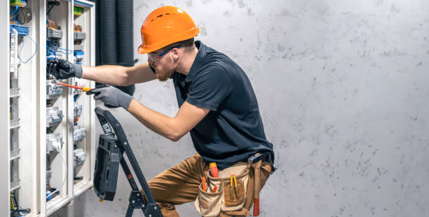 Best Affordable Electrician  in East Renton Highlands, WA